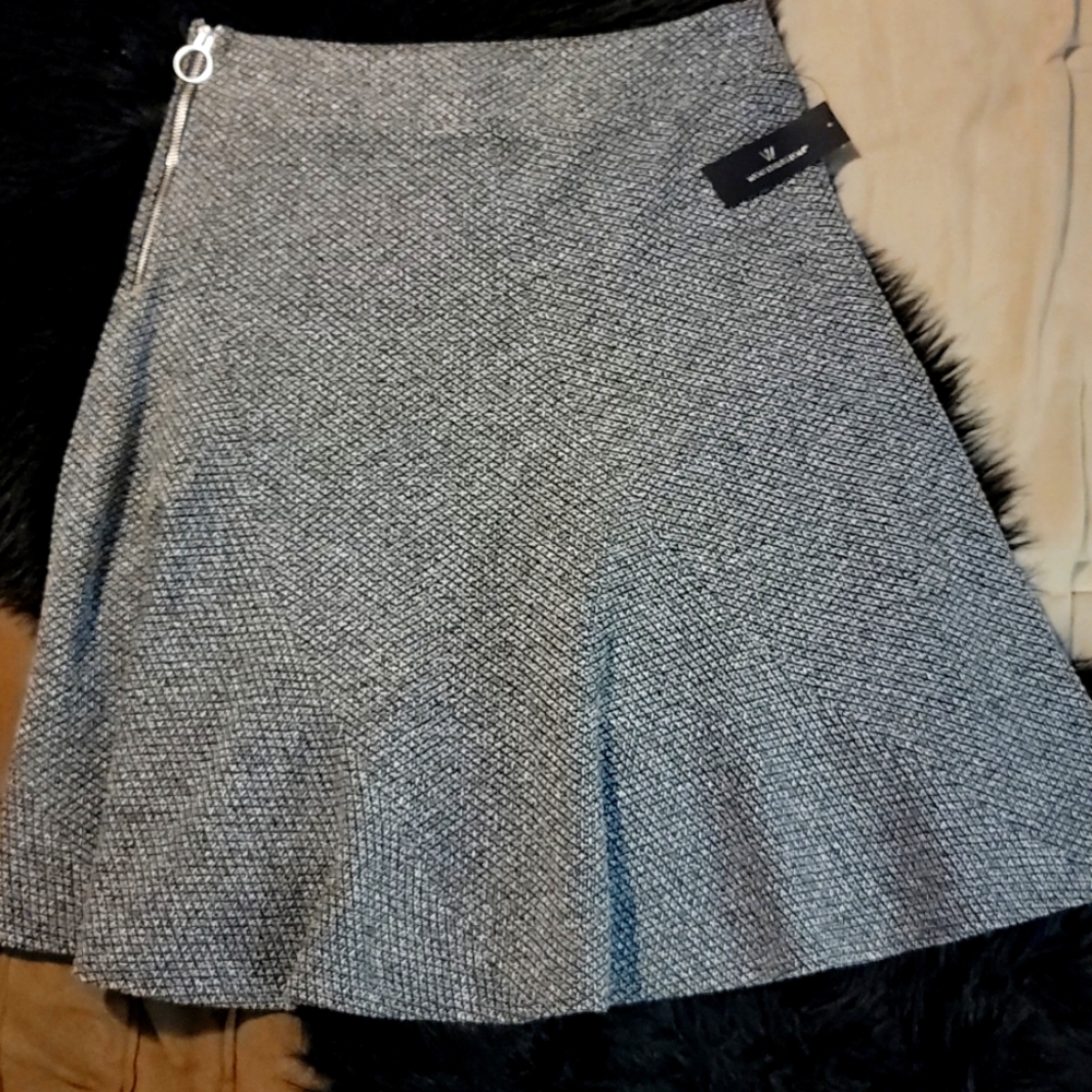 Skirt never worn